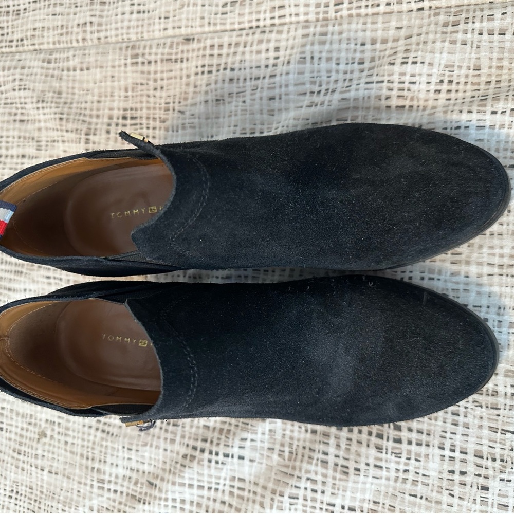 Tommy Hilfiger black suede booties